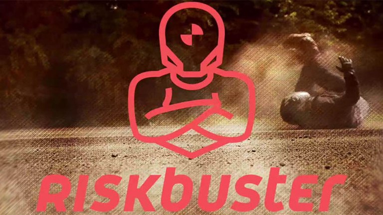 Das Bild zeigt das Titelbanner der RiskBuster-Filmreihe.