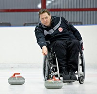 Seit einem Unfall ist Martin Schlitt querschnittsgelähmt. Auf Umwegen kam er zum Rollstuhl-Curling. Heute ist er Mitglied der Nationalmannschaft.