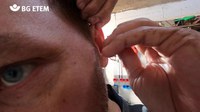 Wie der Gehörschutz richtig eingesetzt wird, zeigt auch der RiskBuster.